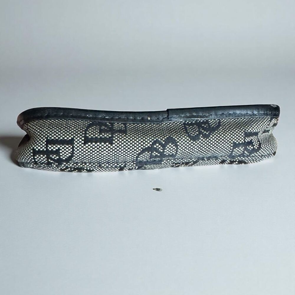 Dooney & Bourke Black and Cream Wristlet - Picture 3 of 6